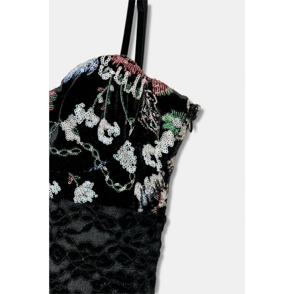 ZARA EMBROIDERED LACE DRESS - Picture 8 of 8